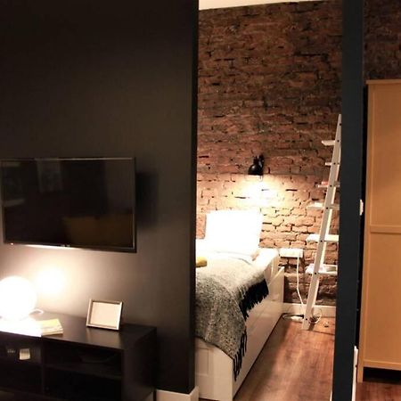 Unique Brick 5 - Old Town & Market Square Apartment Красков Екстериор снимка